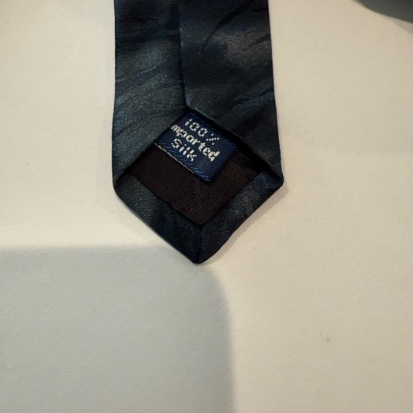 Vintage Hallmark Halloween Ghost and Pumpkin Tie - Picture 4 of 5